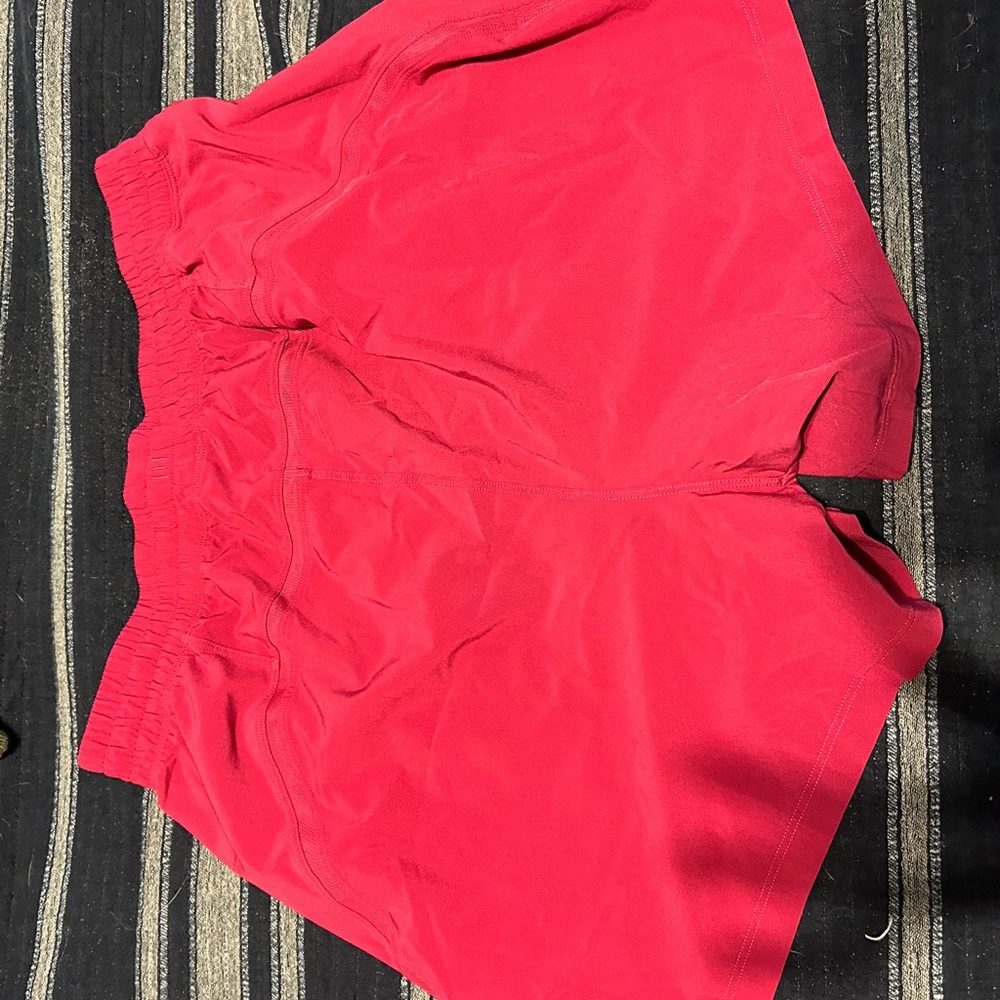 Men’s pace breaker lululemon 5” Shorts
